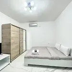 9 Apartment